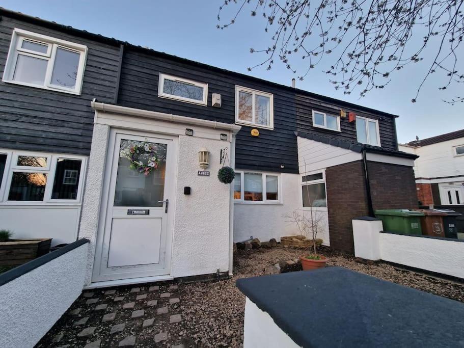 Spacious & Comfy Home- Very Close To Nec Birmingham ,Hs2 & Airport- Perfect For Contractors & Groups- Free Parking & Fast Wifi مارستون غرين المظهر الخارجي الصورة