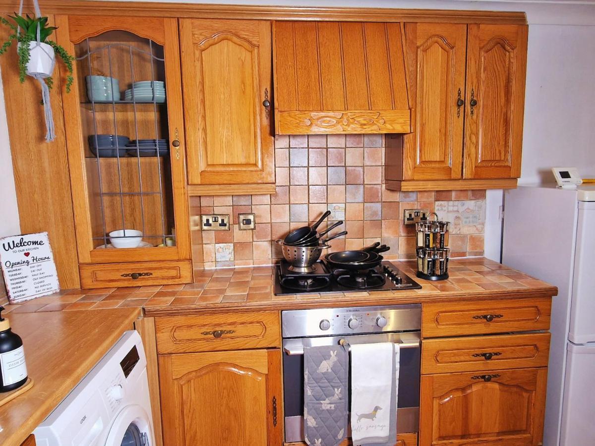 Spacious & Comfy Home- Very Close To Nec Birmingham ,Hs2 & Airport- Perfect For Contractors & Groups- Free Parking & Fast Wifi مارستون غرين المظهر الخارجي الصورة