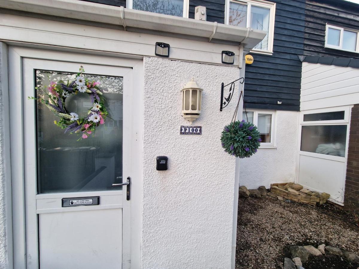 Spacious & Comfy Home- Very Close To Nec Birmingham ,Hs2 & Airport- Perfect For Contractors & Groups- Free Parking & Fast Wifi مارستون غرين المظهر الخارجي الصورة