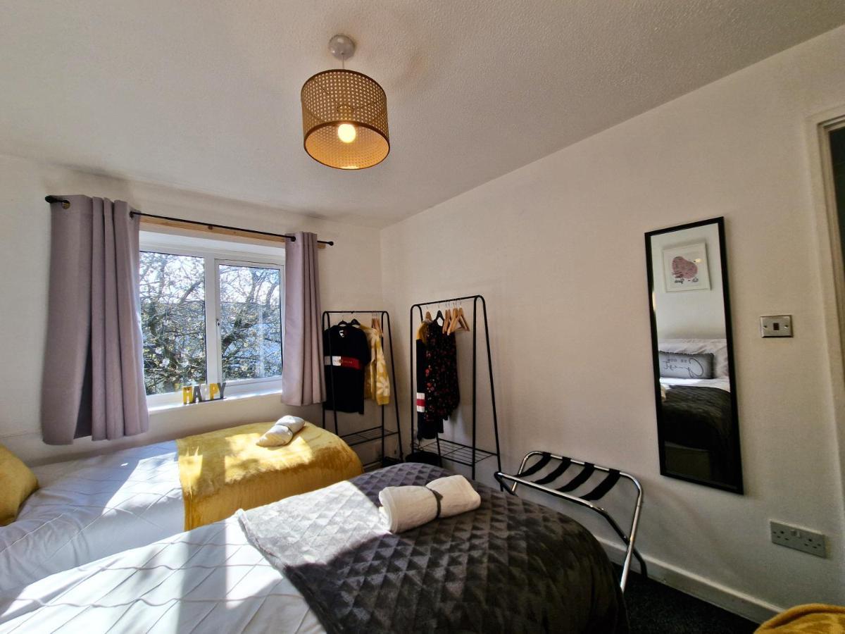 Spacious & Comfy Home- Very Close To Nec Birmingham ,Hs2 & Airport- Perfect For Contractors & Groups- Free Parking & Fast Wifi مارستون غرين المظهر الخارجي الصورة