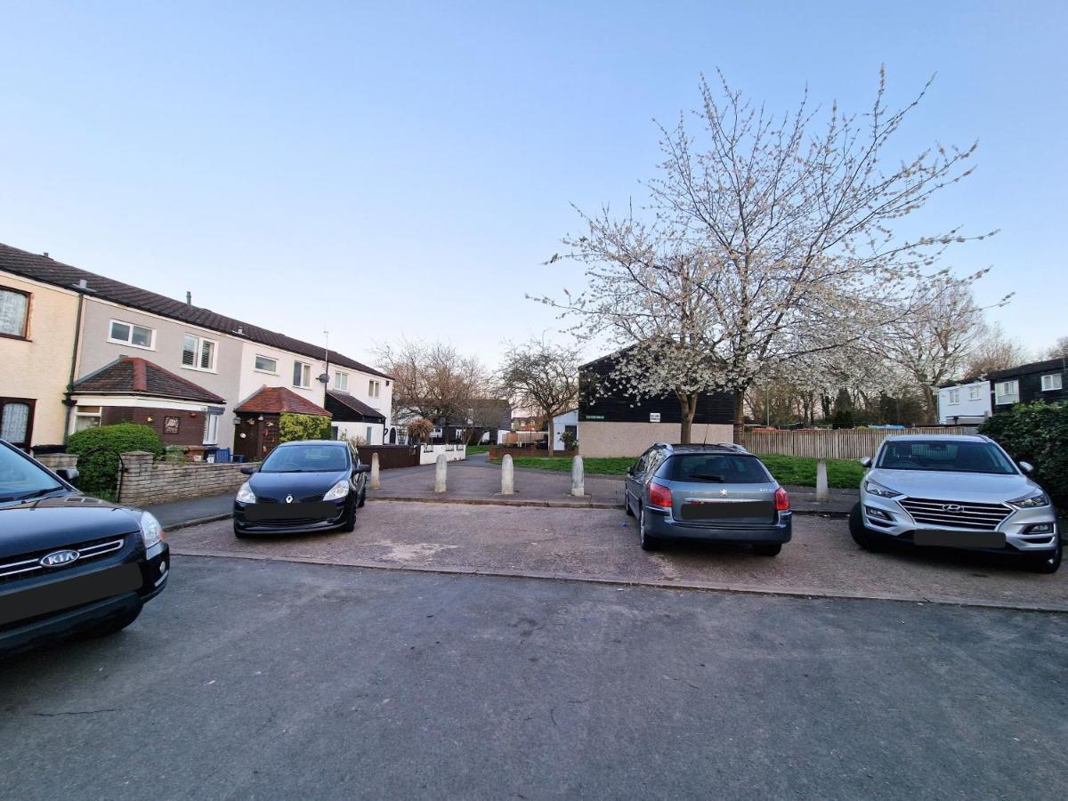 Spacious & Comfy Home- Very Close To Nec Birmingham ,Hs2 & Airport- Perfect For Contractors & Groups- Free Parking & Fast Wifi مارستون غرين المظهر الخارجي الصورة